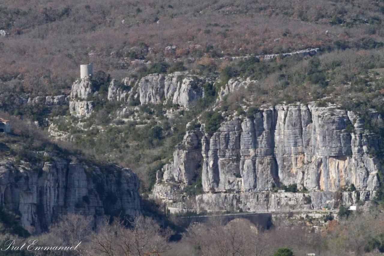 Magnifique maison en coeur de Balazuc, proche plages ardèche Esterno foto