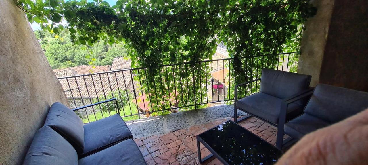 Magnifique maison en coeur de Balazuc, proche plages ardèche Esterno foto